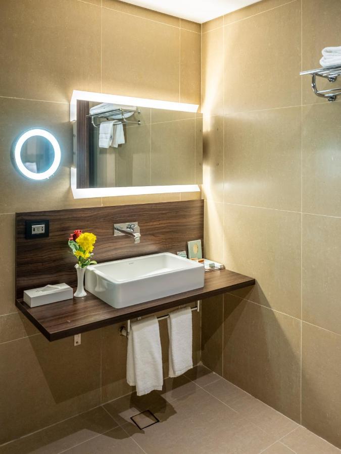Retaj Inn Эль-Вакра Экстерьер фото